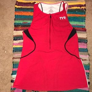TYR triathalon top